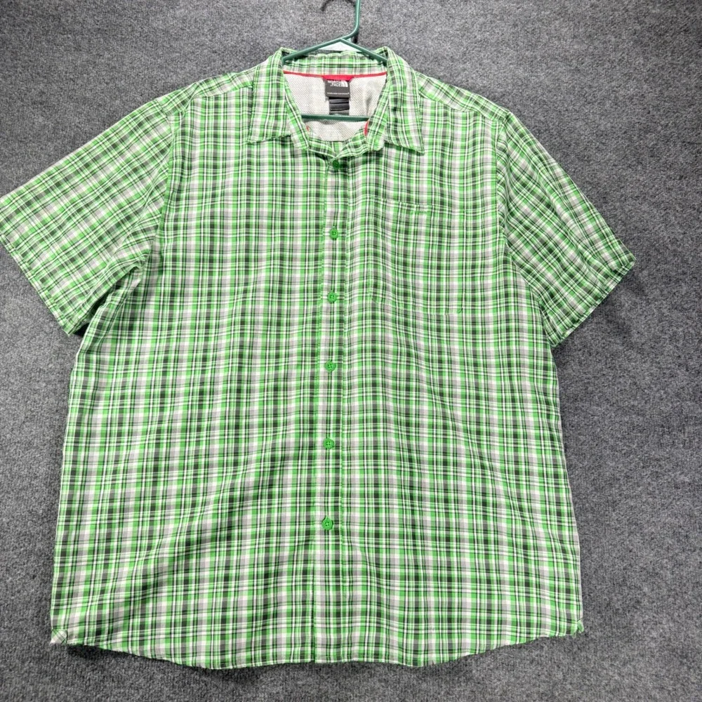 The North Face Shirt Mens XXL Green Plaid Short Sleeve Hiking Button Up Outdoor